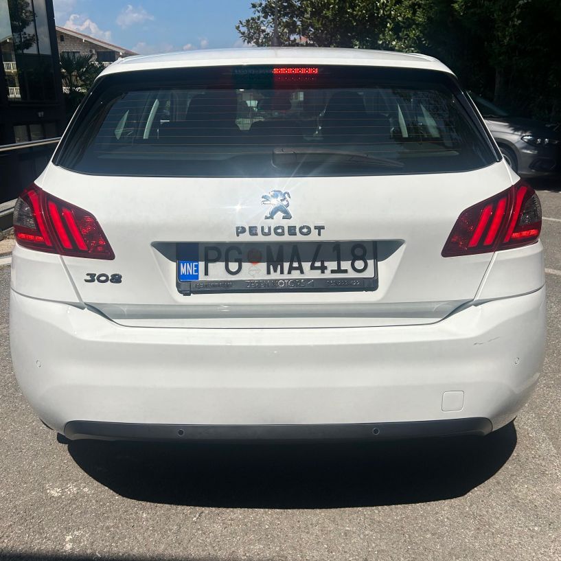 Peugeot 308 1.5 HDI White