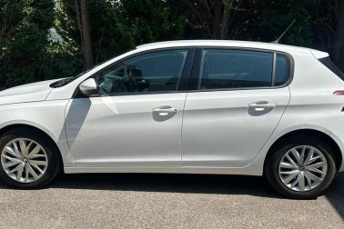 Peugeot 308 1.5 HDI White